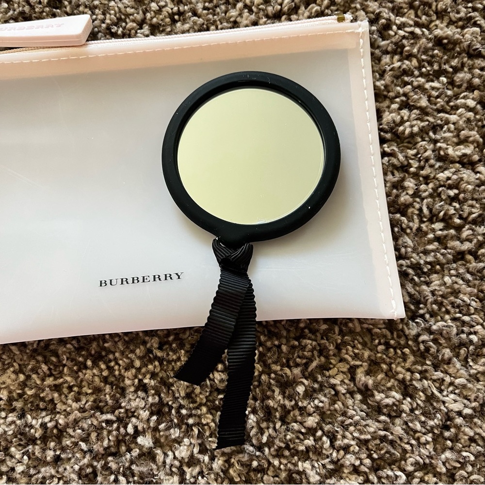Burberry Her Gift Set - Picture 6 of 7